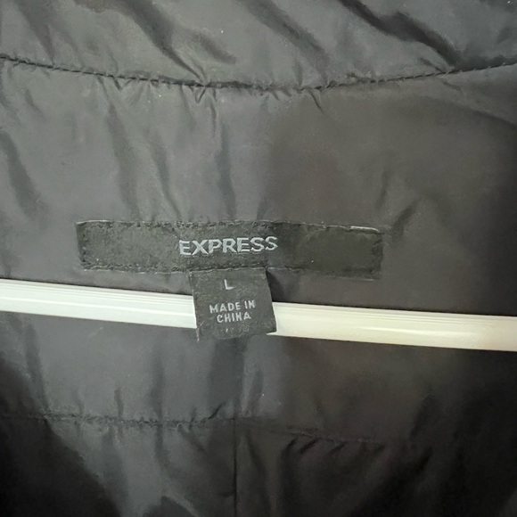 Express Puffer Jacket - Picture 6 of 6
